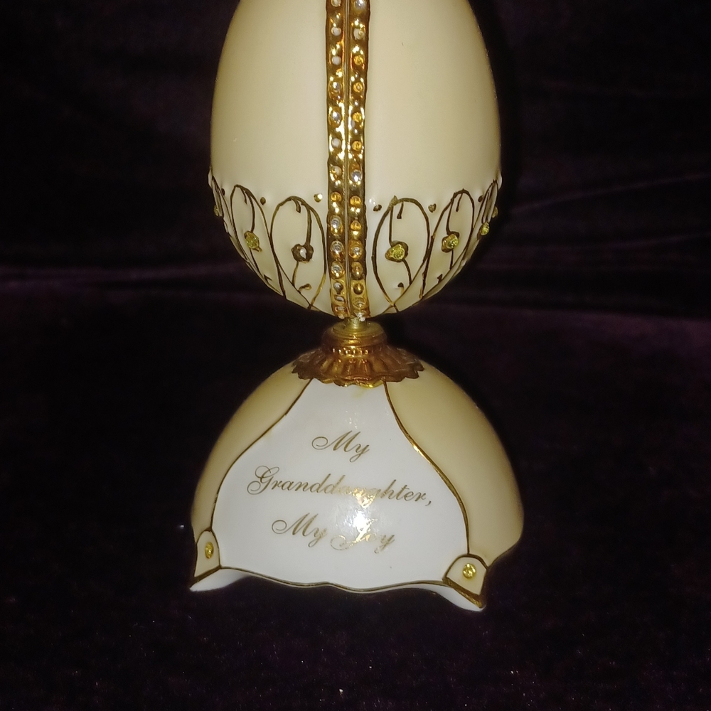 Figurine